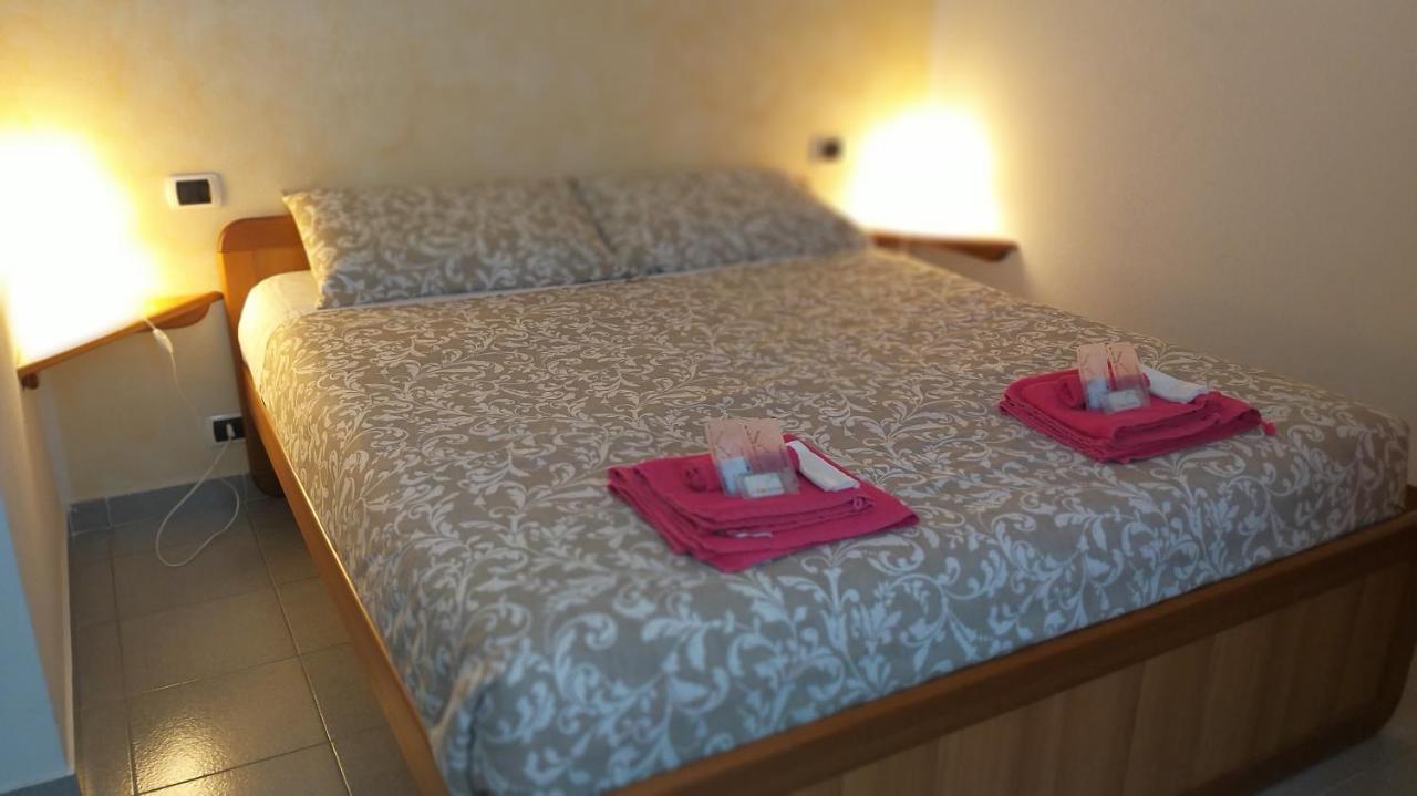Residence Casa Rosa Gera Lario Extérieur photo
