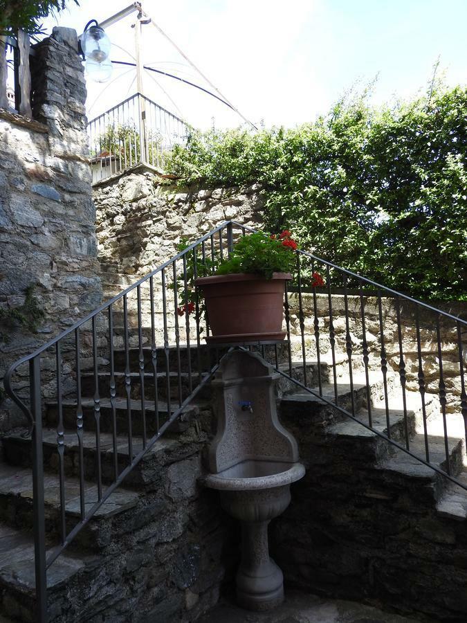 Residence Casa Rosa Gera Lario Extérieur photo